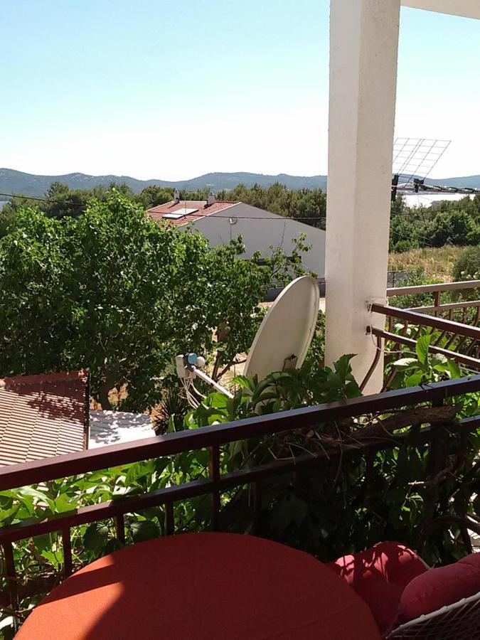 Apartmani Nikola Biograd Na Moru Exteriér fotografie