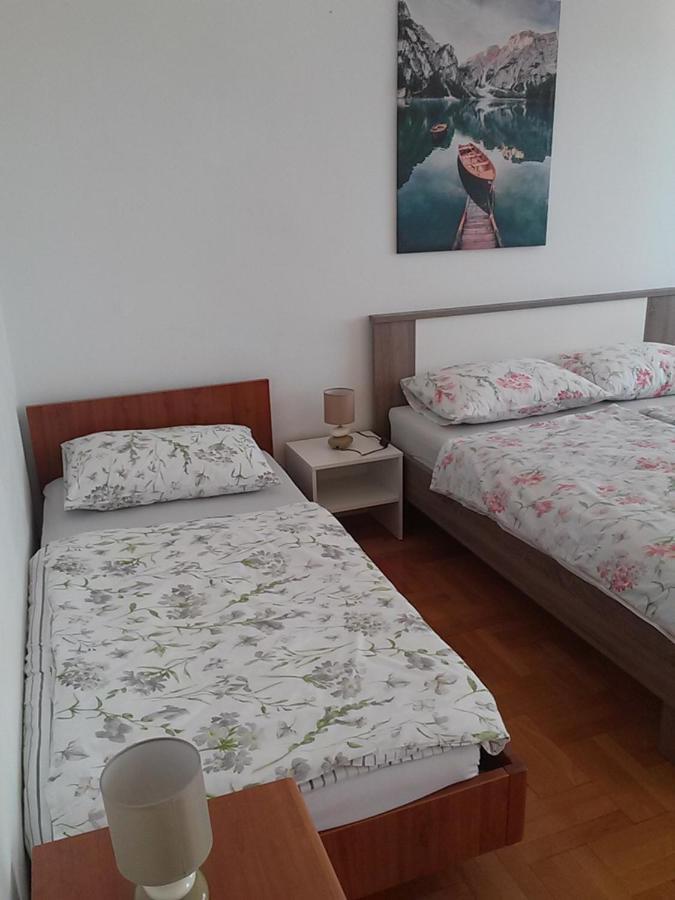 Apartmani Nikola Biograd Na Moru Exteriér fotografie