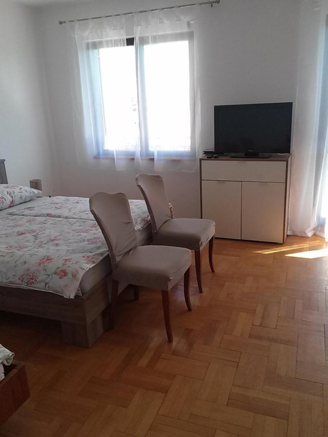 Apartmani Nikola Biograd Na Moru Exteriér fotografie