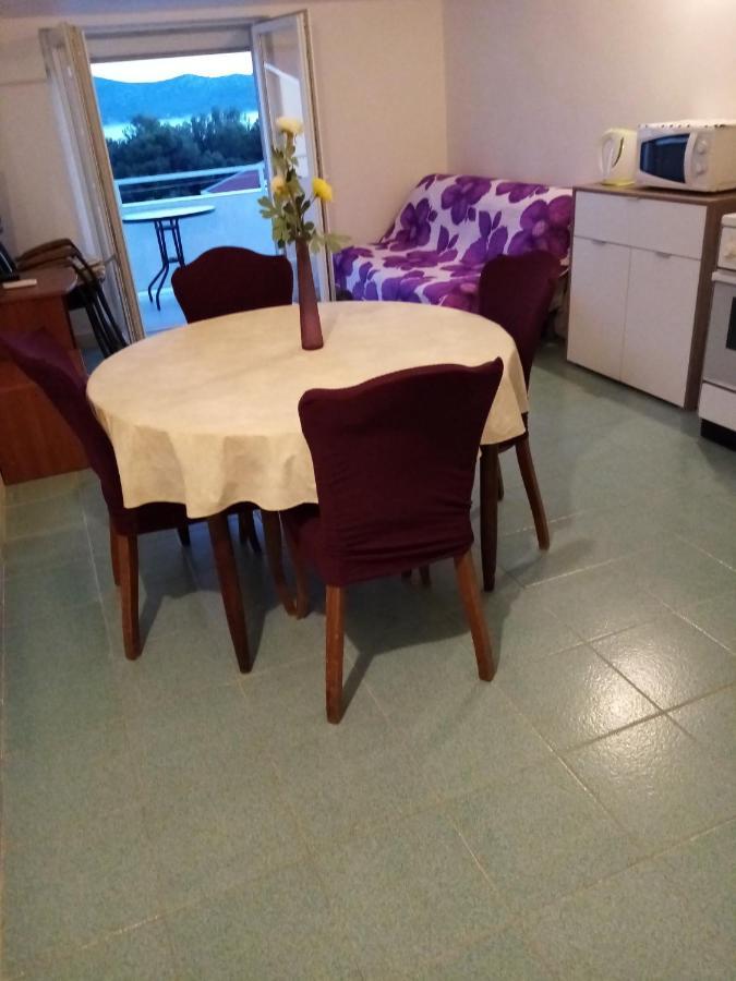 Apartmani Nikola Biograd Na Moru Exteriér fotografie