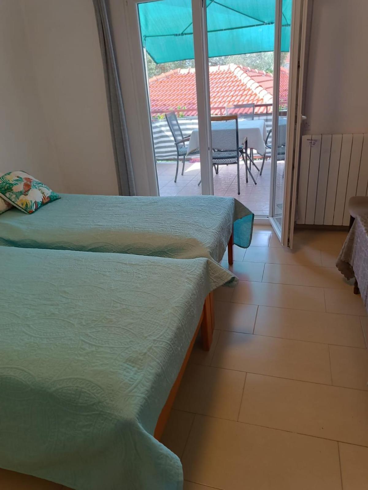 Apartmani Nikola Biograd Na Moru Exteriér fotografie